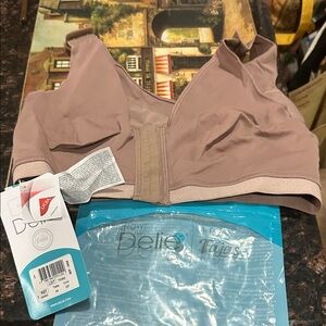 Delie by Fajas Nude Mauve Front-Zip Compression Bra Size 34